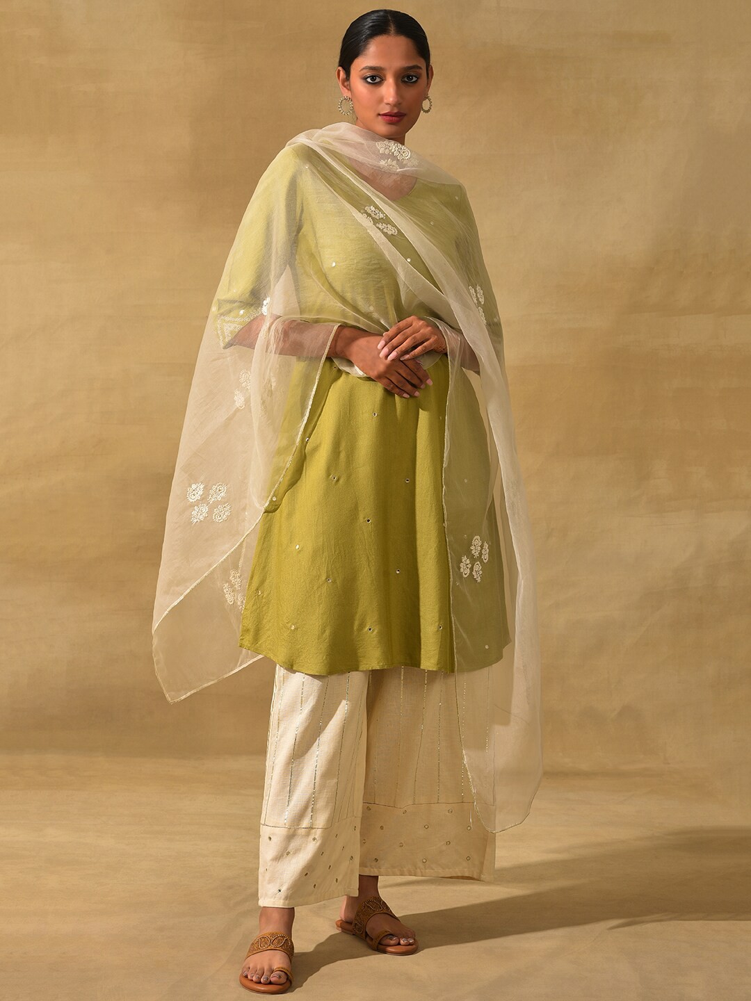 

W The Folksong Collection - Embellished Mirror Work Kurta, Green