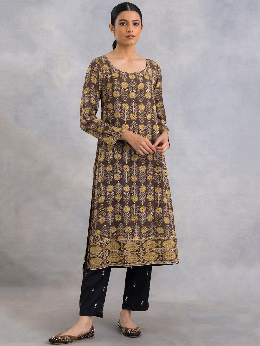 

W The Folksong Collection Quirky Printed Anarkali Kurta, Brown