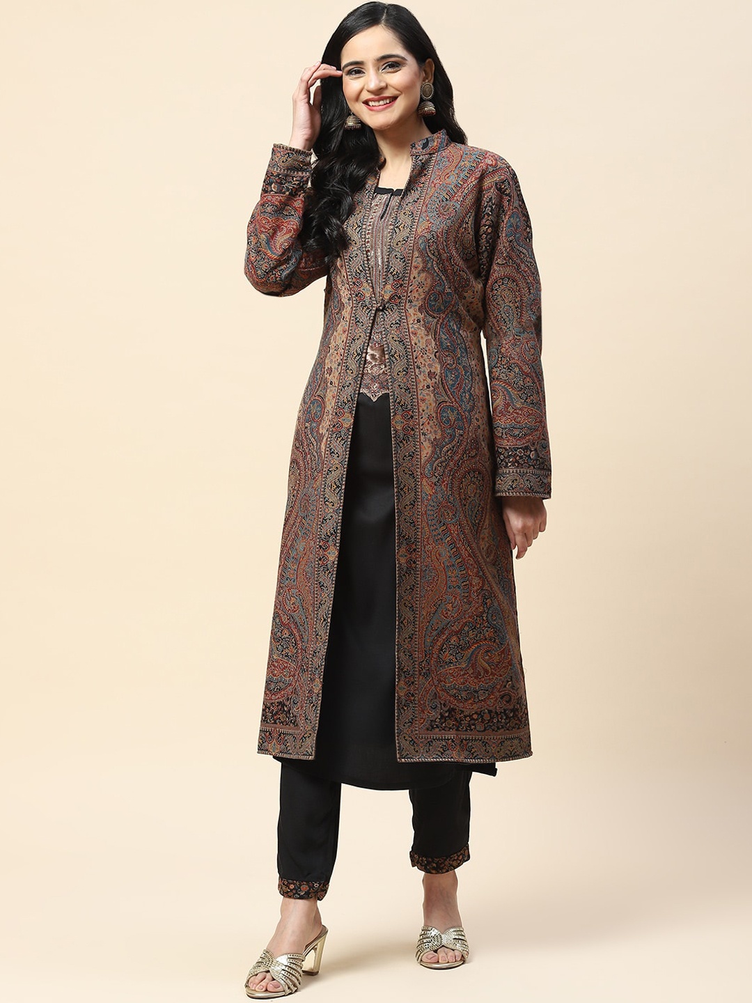 

Meena Bazaar Ethnic Motifs Embroidered Kurta with Trousers, Black