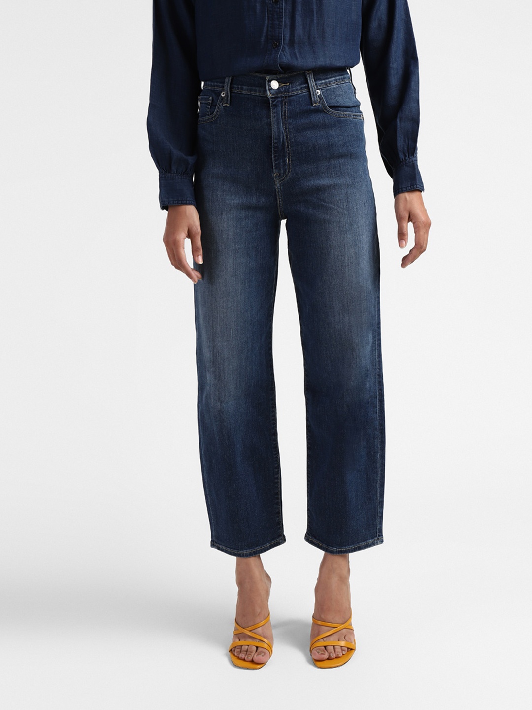 

Levis Women Slim Fit High-Rise Heavy Fade Stretchable Jeans, Blue