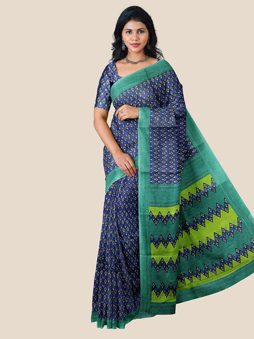 

The Chennai Silks Floral Pure Cotton Saree, Blue