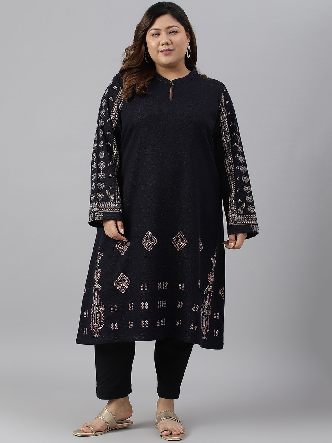 W Women Plus Size Ethnic Motifs Printed Keyhole Neck Indigo Kurta, Blue