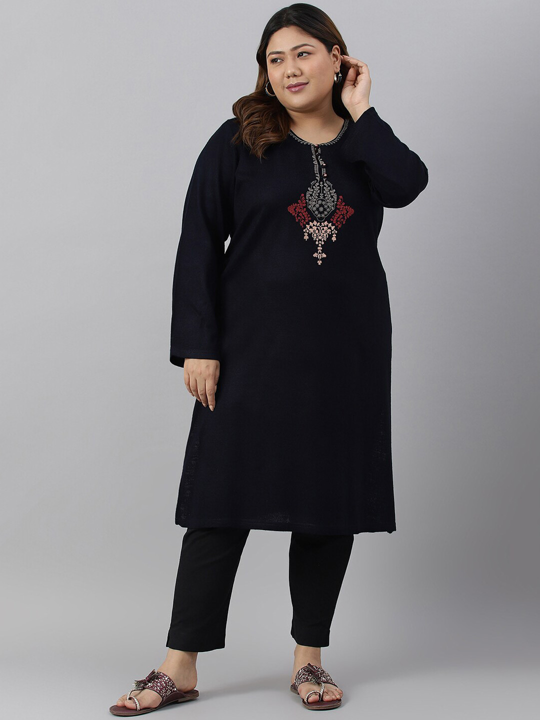 

W Women Plus Size Yoke Design Thread Work Indigo Acrylic Kurta, Blue