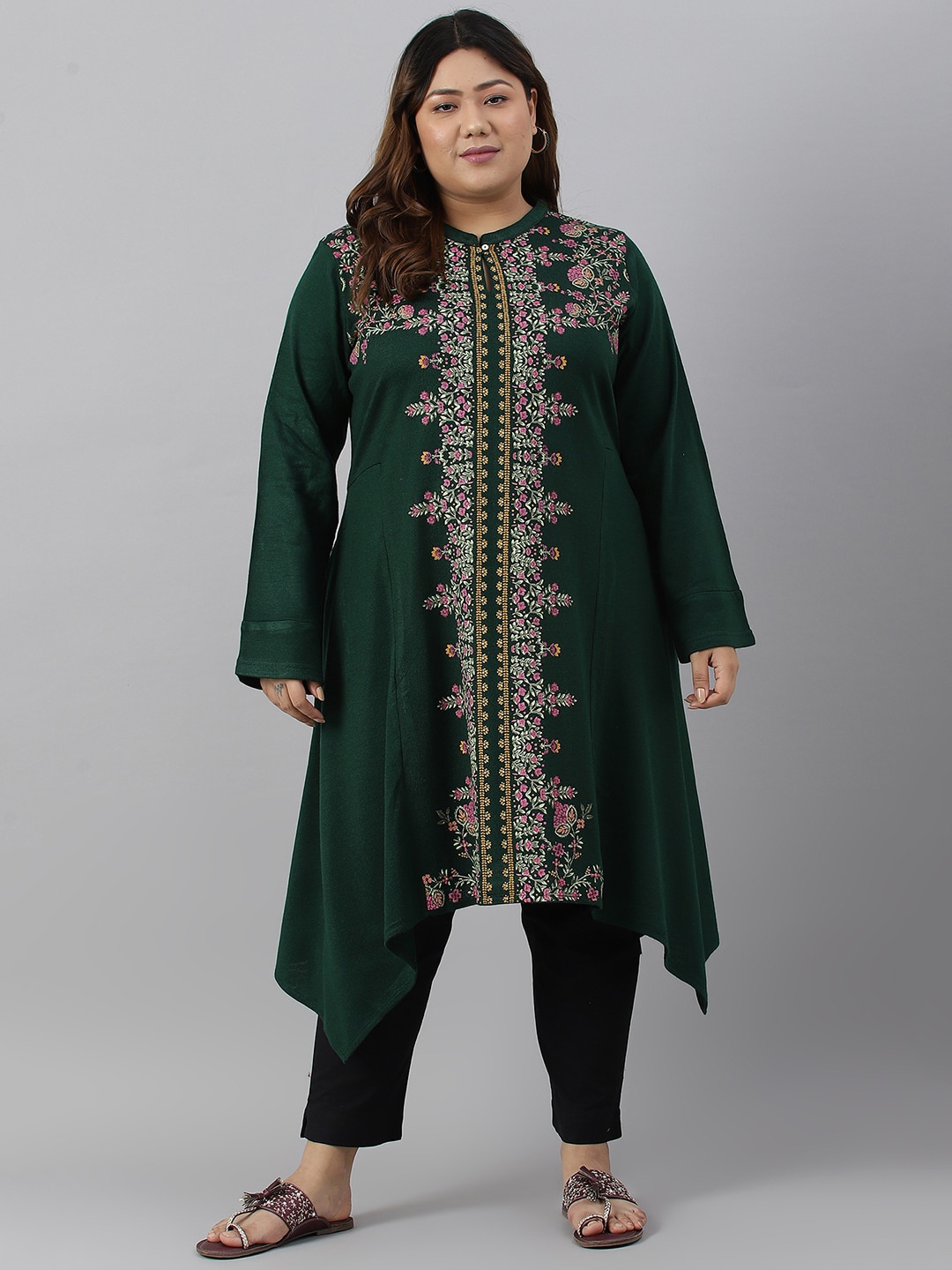 

W Women Plus Size Floral Printed Keyhole Neck Floral Acrylic Kurta, Green