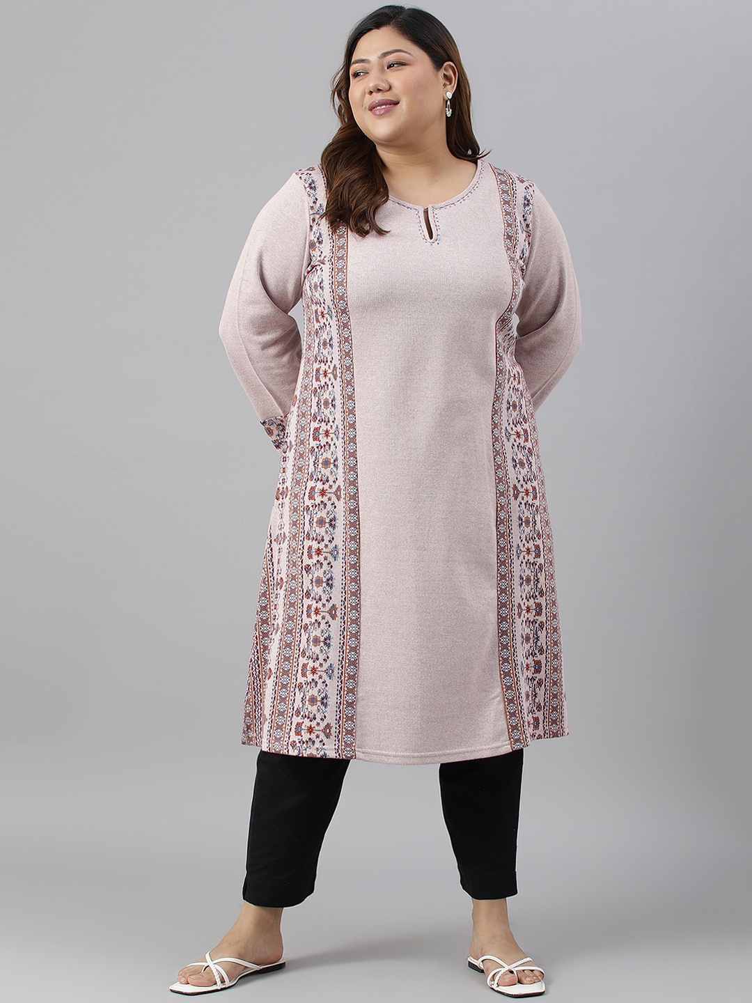 W Women Plus Size Geometric Keyhole Neck Kurta, Pink