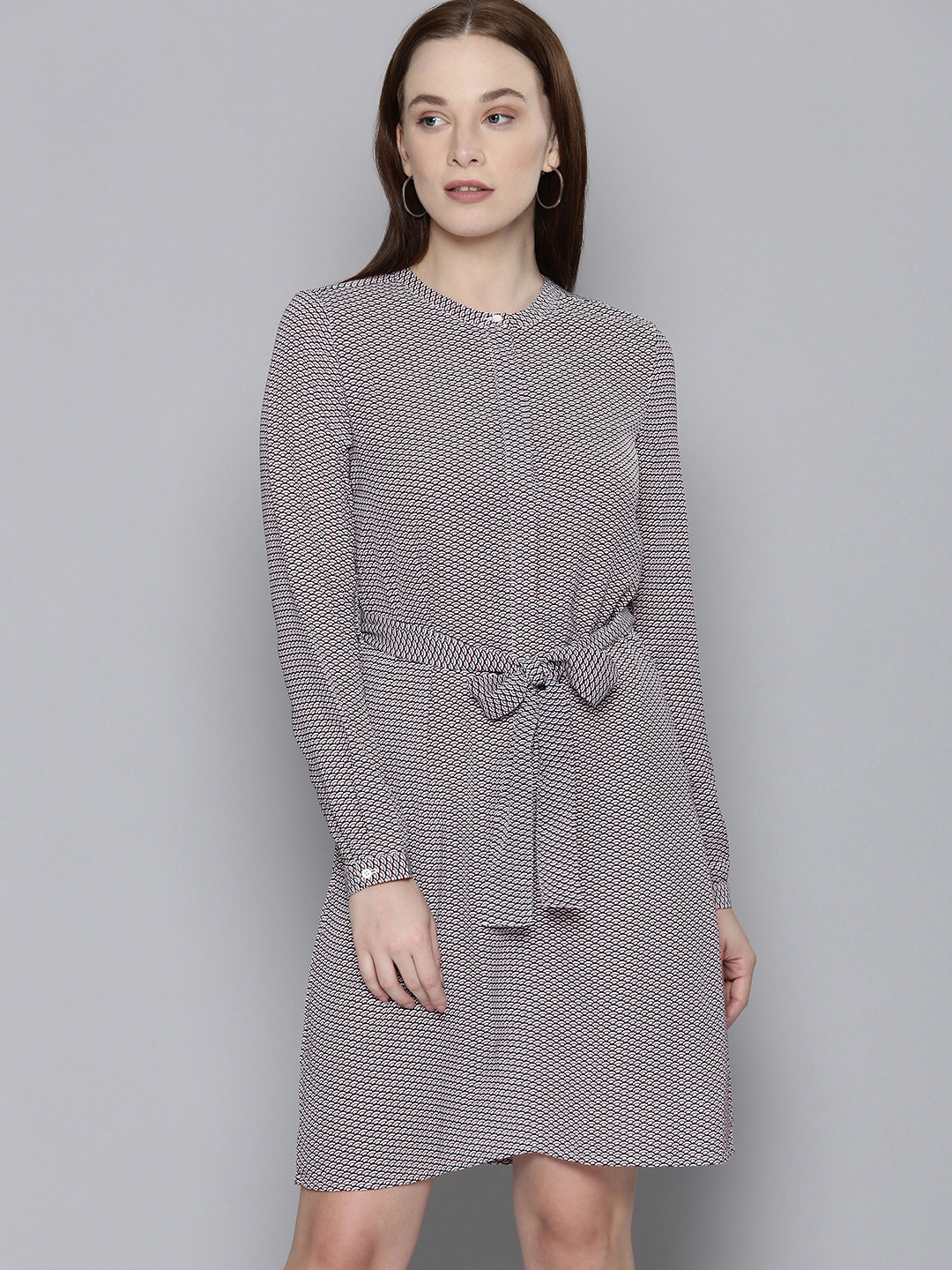 

Levis Print A-Line Dress With Waist Tie-Up detail, Black