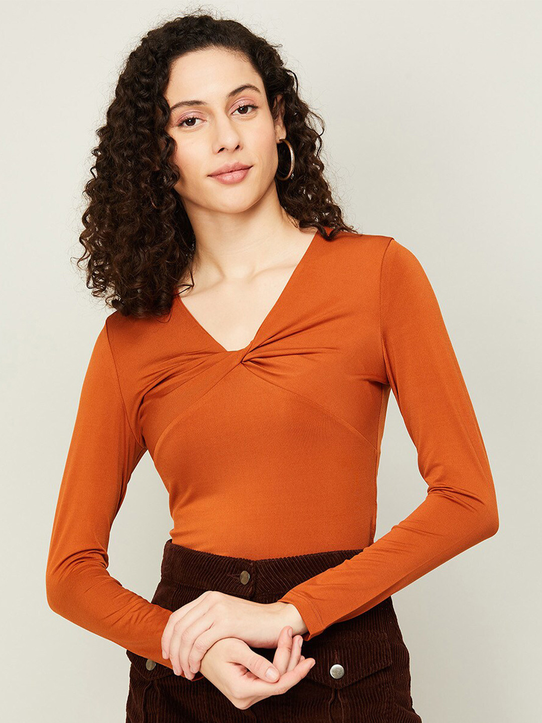 

Ginger by Lifestyle Twisted Top, Orange