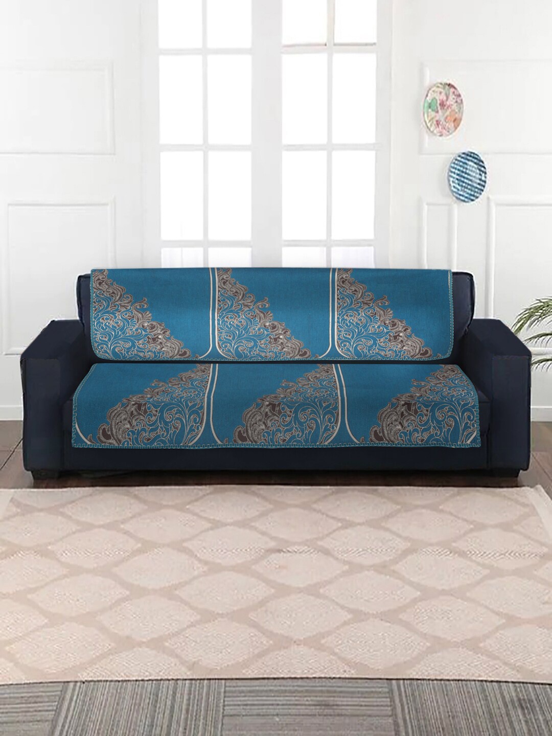 

MULTITEX Blue & Brown Printed 3-Seater Velvet Sofa Covers