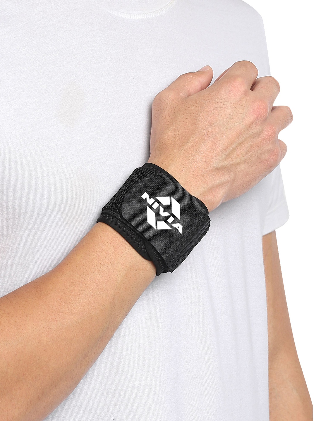 

NIVIA Orthopaedic Adjustable Wrist Support Sports Accessories, Black