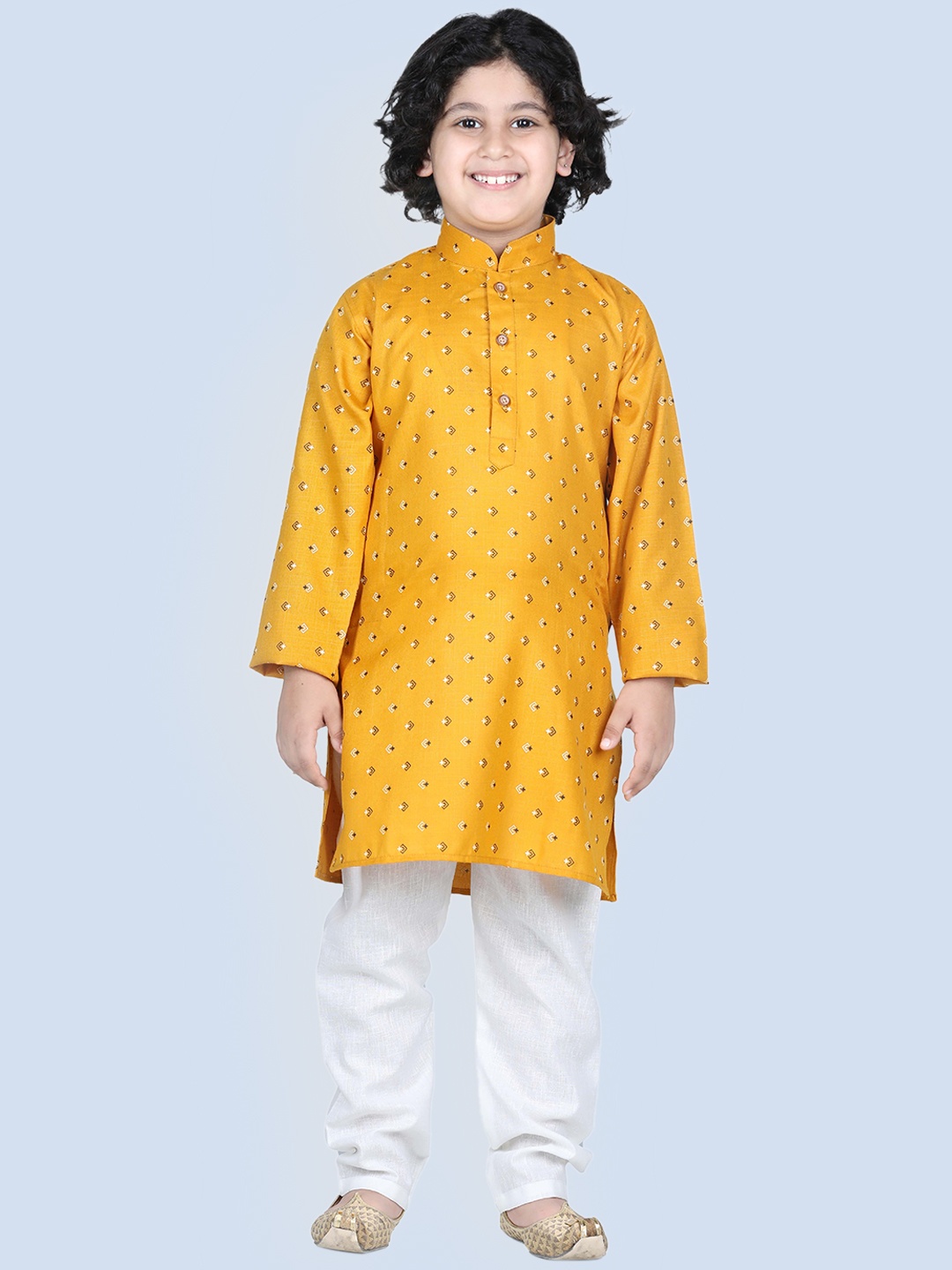 

Aj DEZInES Boys Ethnic Motifs Printed Pure Cotton Kurta with Pyjamas, Mustard