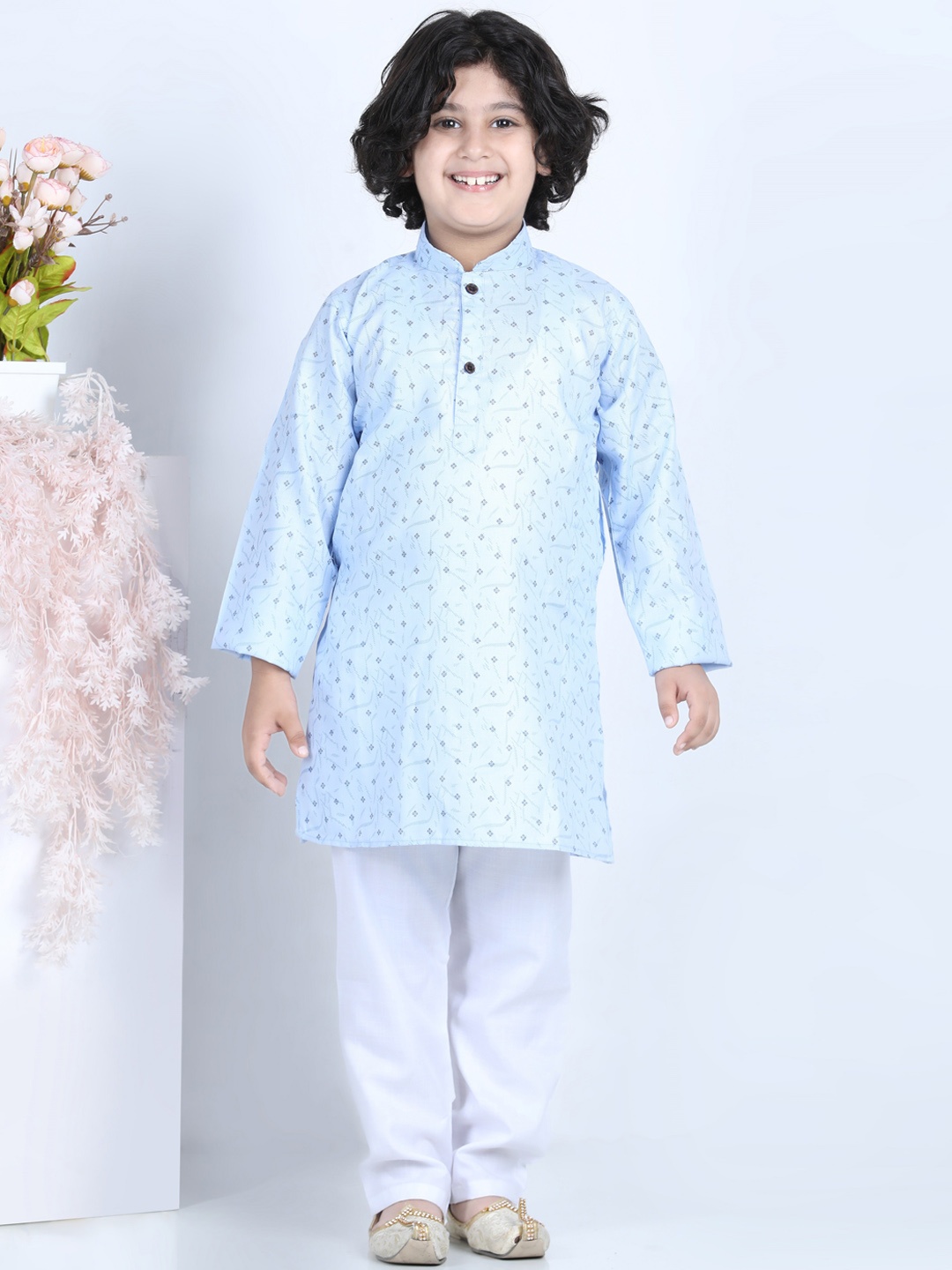 

Aj DEZInES Boys Printed Pure Cotton Kurta with Pyjamas, Blue