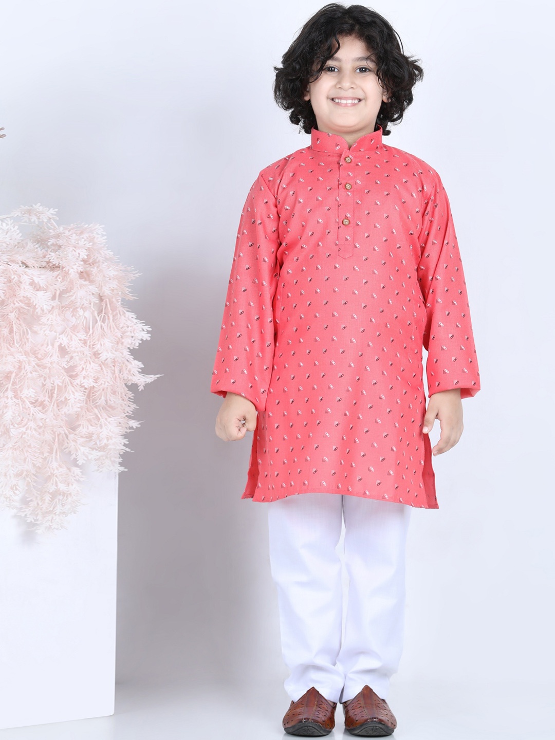 

Aj DEZInES Boys Ethnic Motifs Printed Pure Cotton Kurta with Pyjamas, Pink