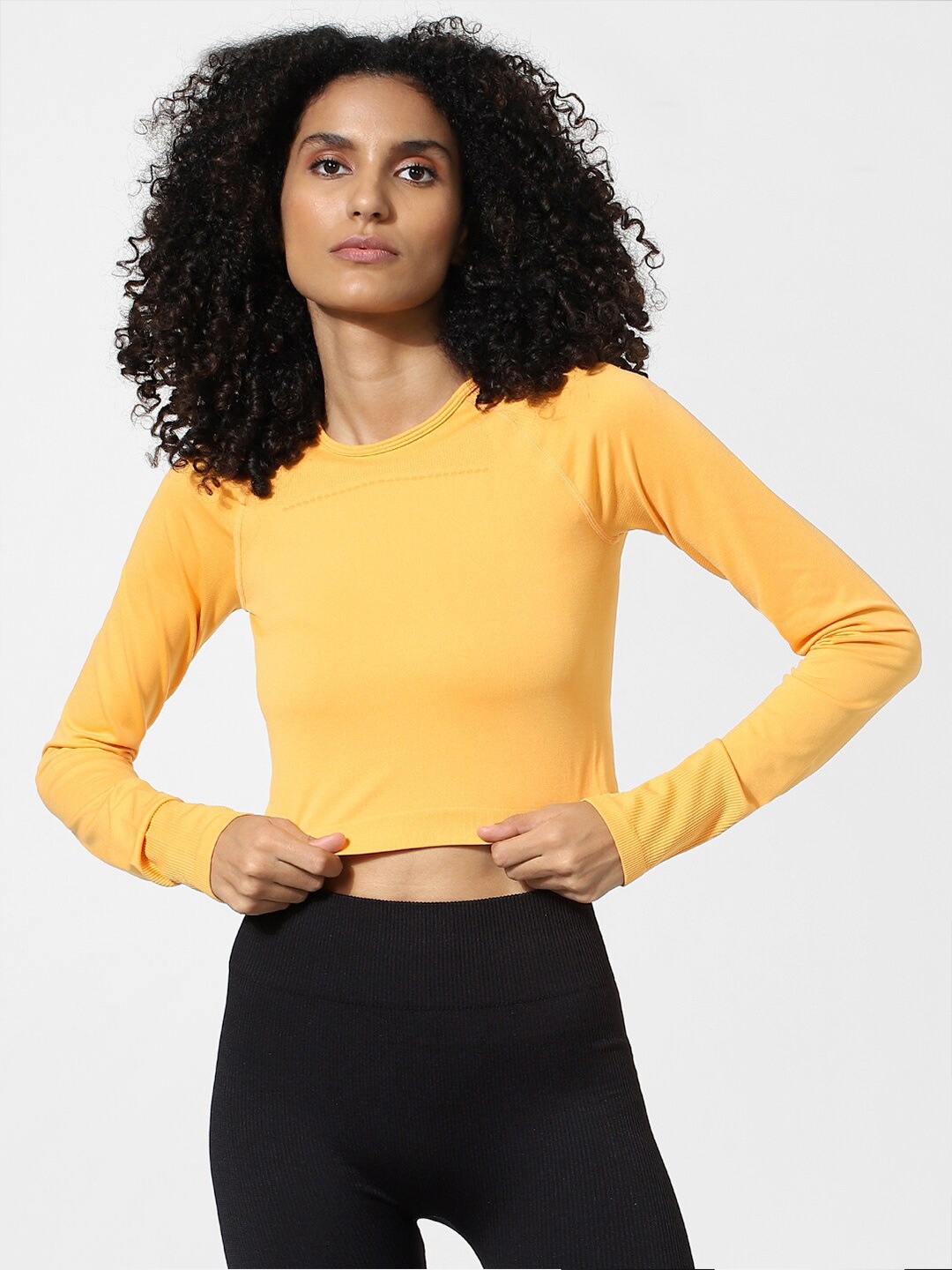 

ONLY Round Neck Long Sleeves Crop Top, Orange