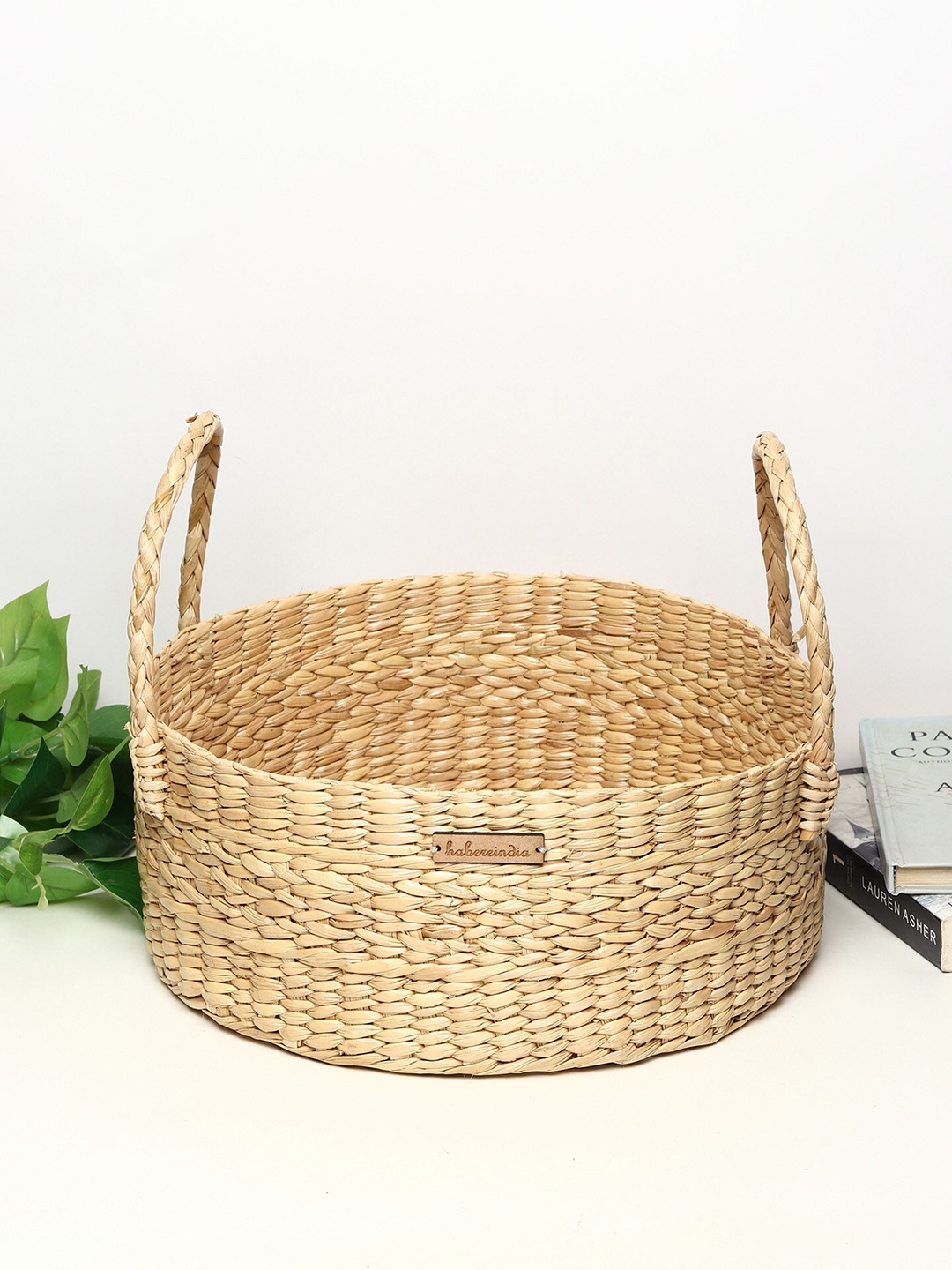 

HABERE INDIA Beige Seagrass Round Hamper Basket