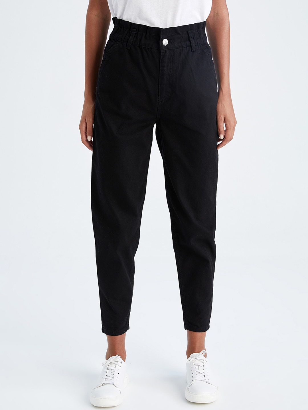

DeFacto Women High-Rise Pure Cotton Jeans, Black