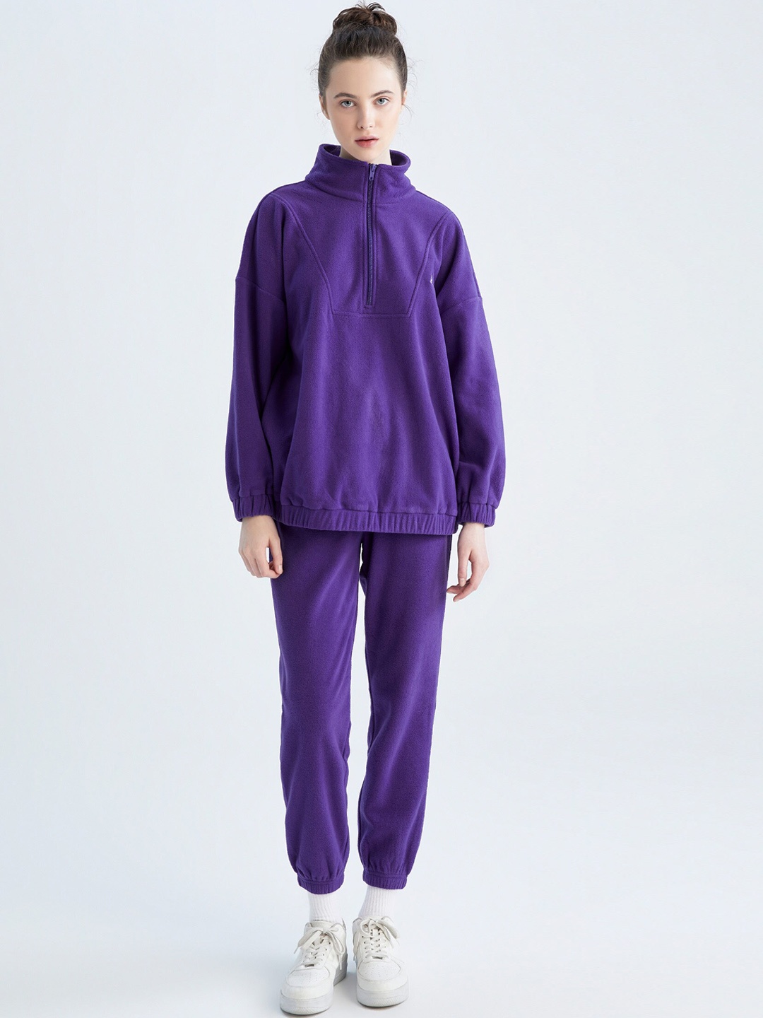 

DeFacto Women Mid-Rise Regular Fit Joggers, Purple
