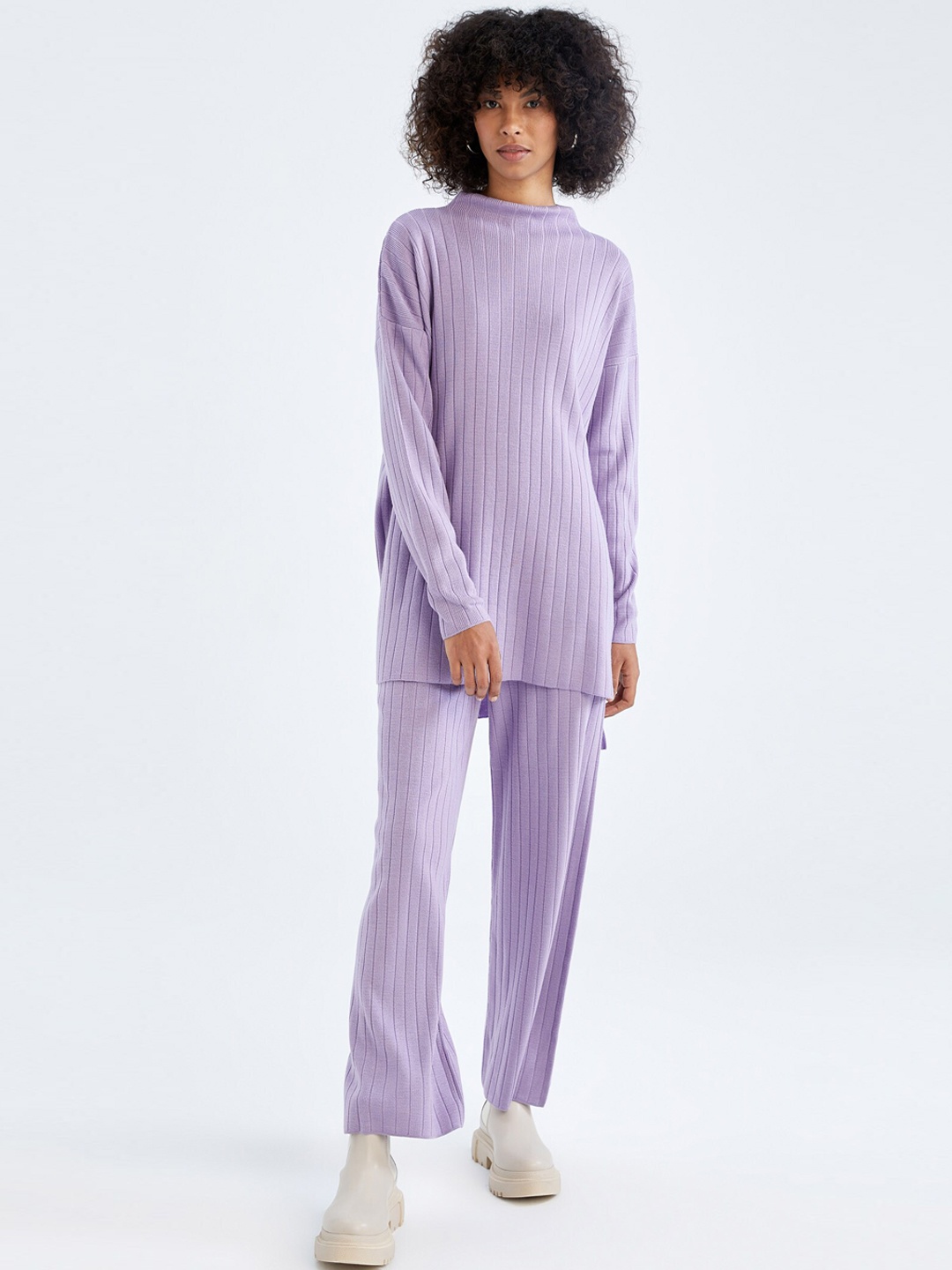 

DeFacto Women Acrylic Trousers, Lavender
