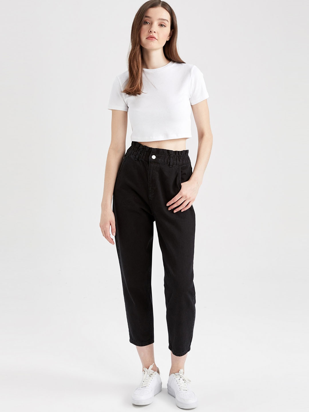 

DeFacto Women Flared High-Rise Jeans, Black