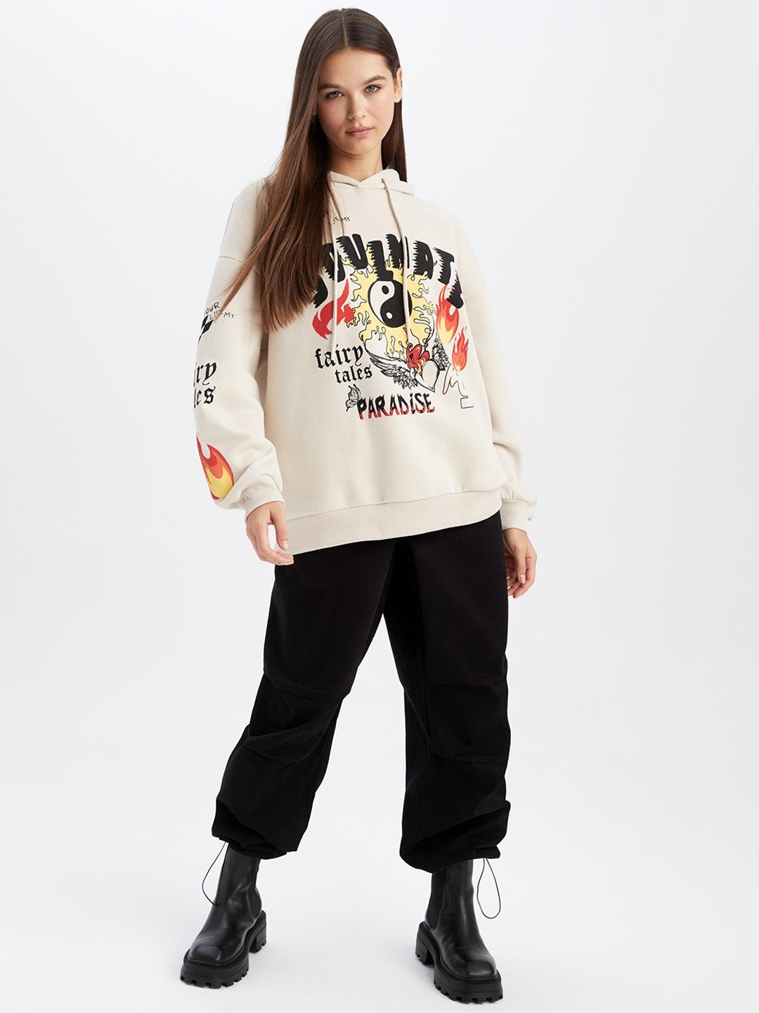 

DeFacto Women Mid Rise Regular Fit Jogger, Black