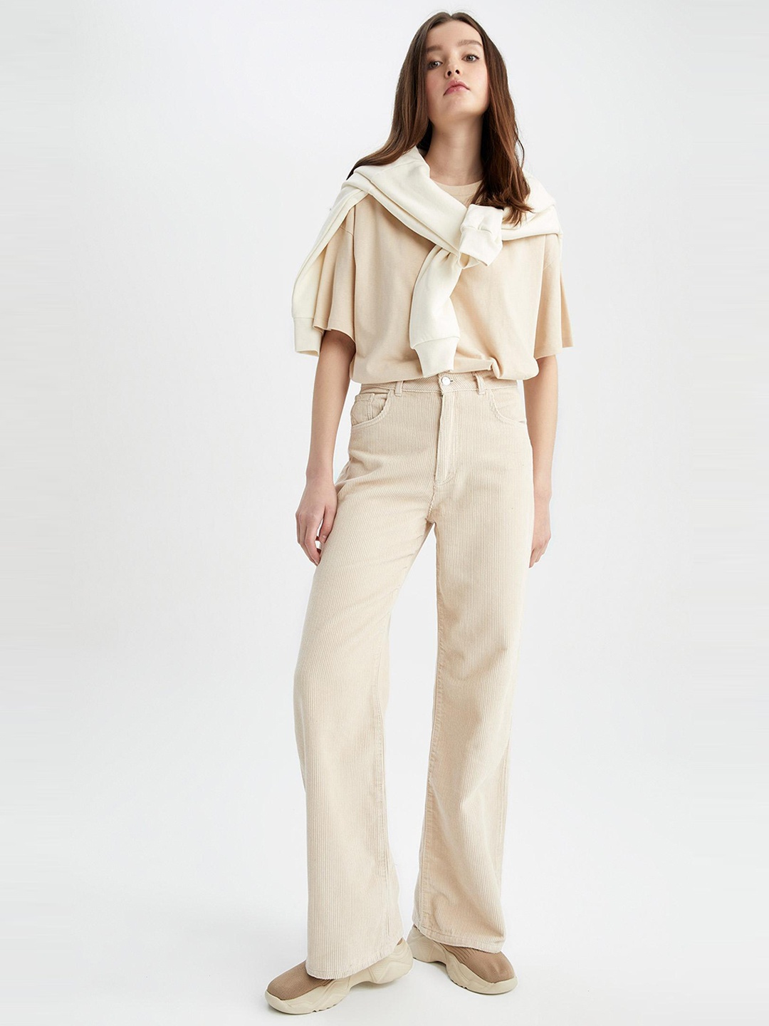 

DeFacto Women Regular Trousers, Beige