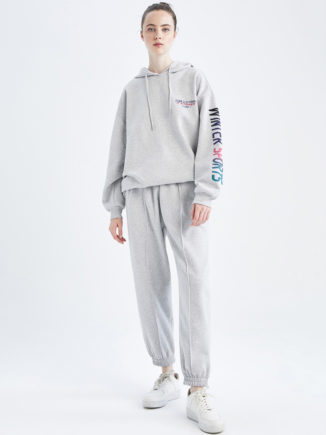 

DeFacto Women Regular Fit Joggers, Grey