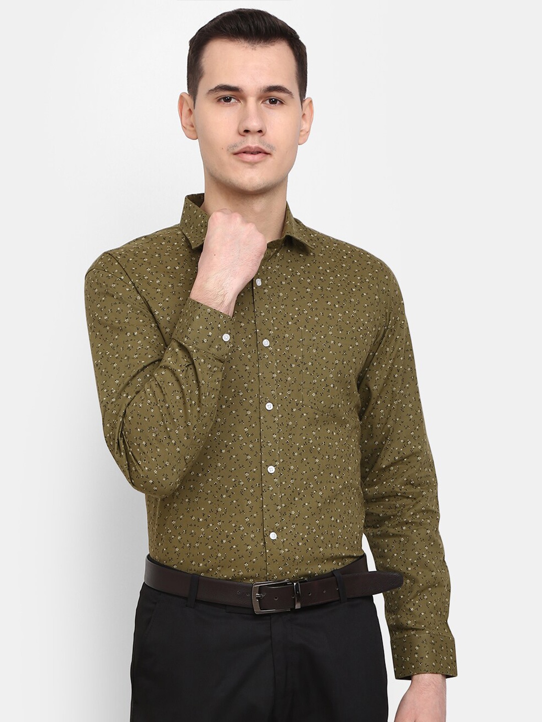 

V-Mart Men Classic Floral Printed Cotton Formal Shirt, Green