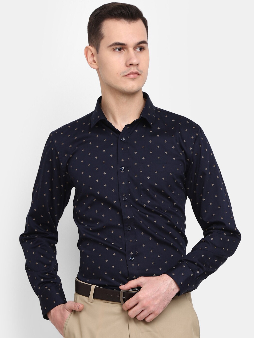 

V-Mart Men Printed Spread Collar Formal Shirt, Navy blue