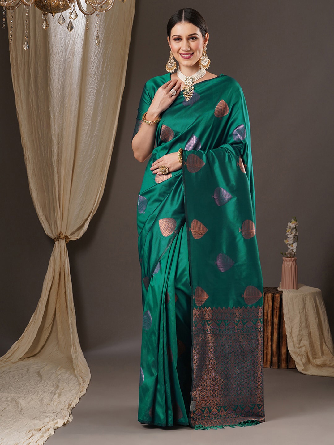 

Anouk Ethnic Motifs Zari Banarasi Saree, Teal