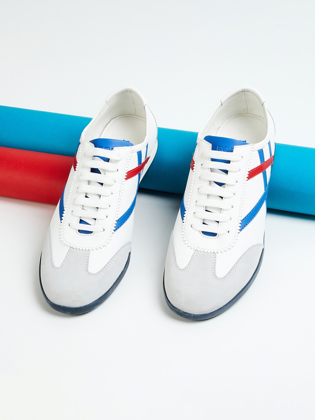

Forca by Lifestyle Men Colourblocked Sneakers, White