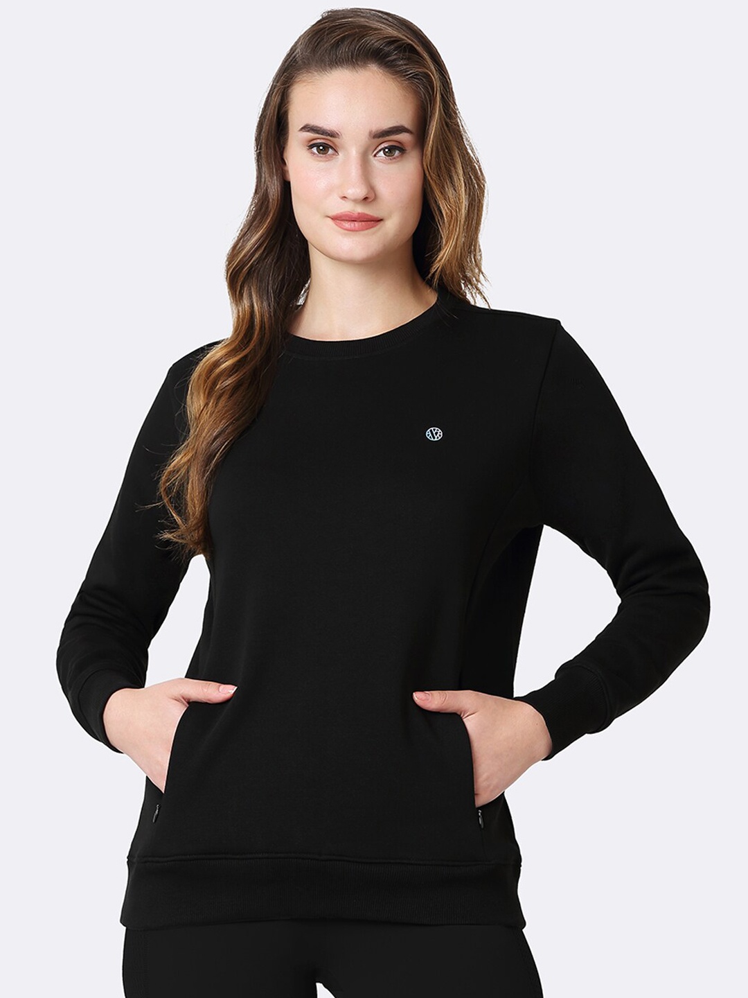 

Van Heusen Round Neck Kangaroo Pockets Pullover Sweatshirt, Black