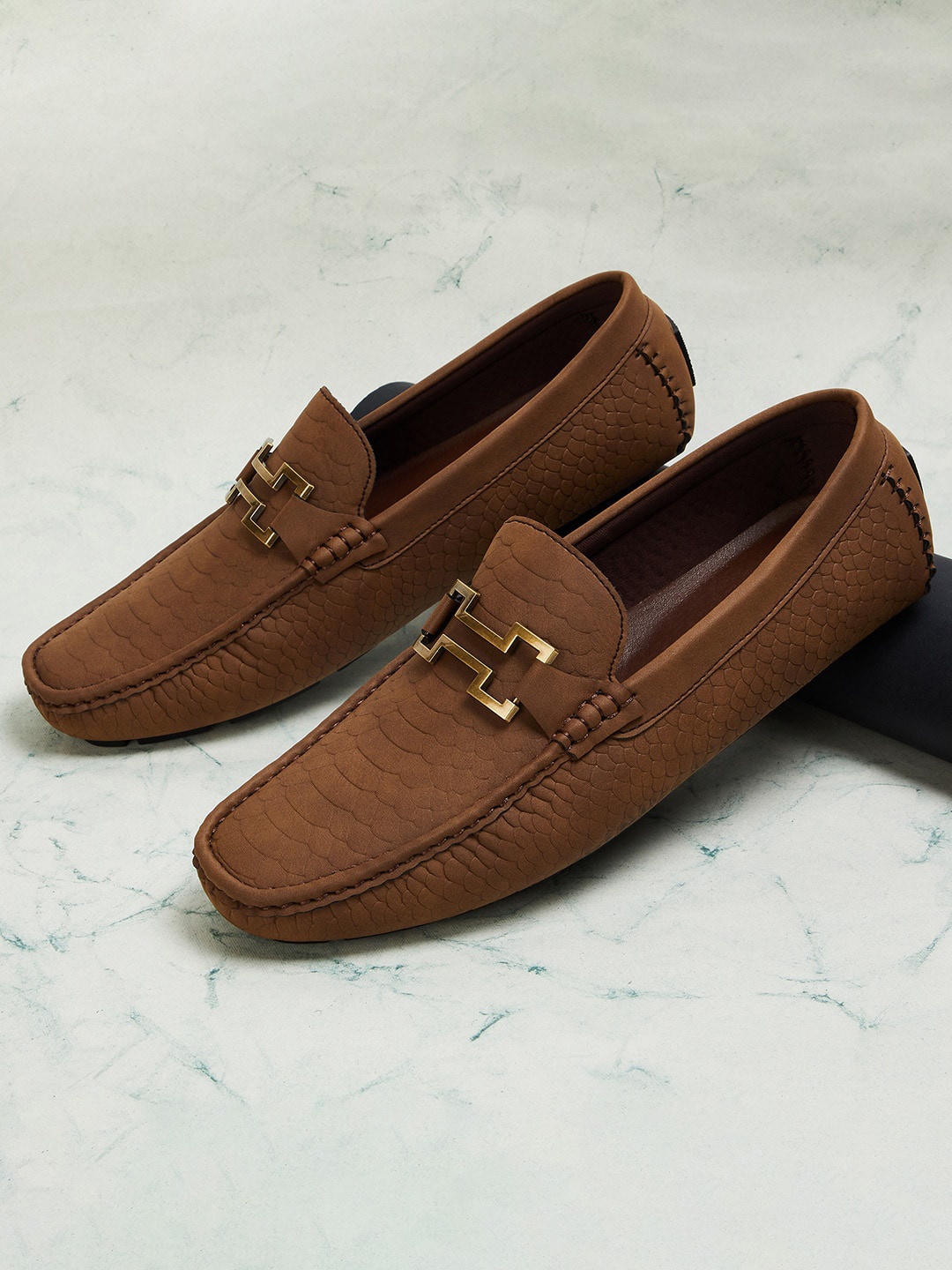 

CODE by Lifestyle Men Textured Loafers, Brown