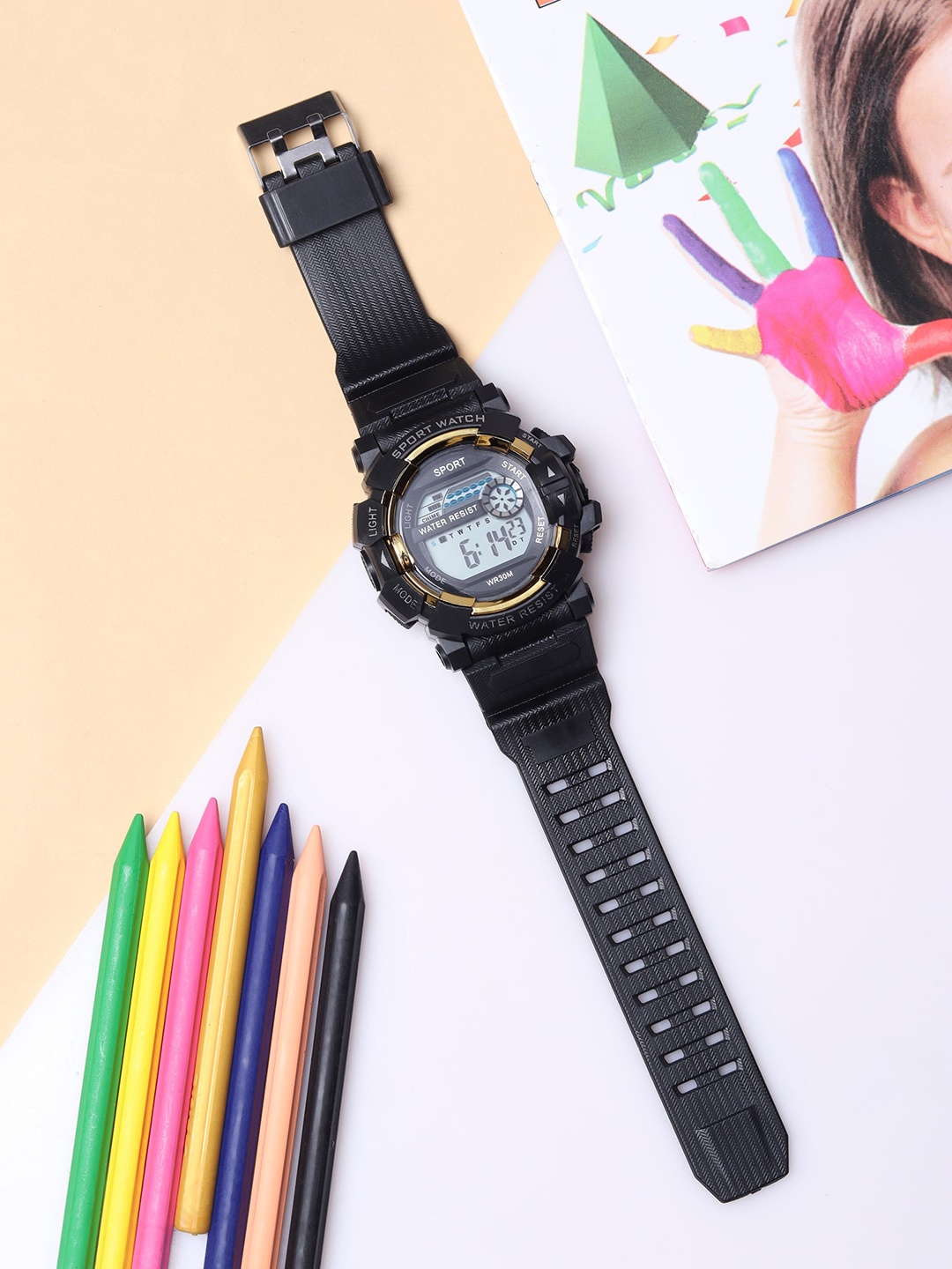 

Fantasy World Kids Patterned Dial & Straps Digital Multi Function Watch- FW-Sport-014-GD, Black