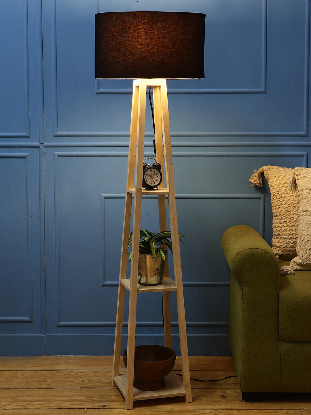 

SANDED EDGE Cream & Black Wooden Floor Lamp With Cylindrical Shade