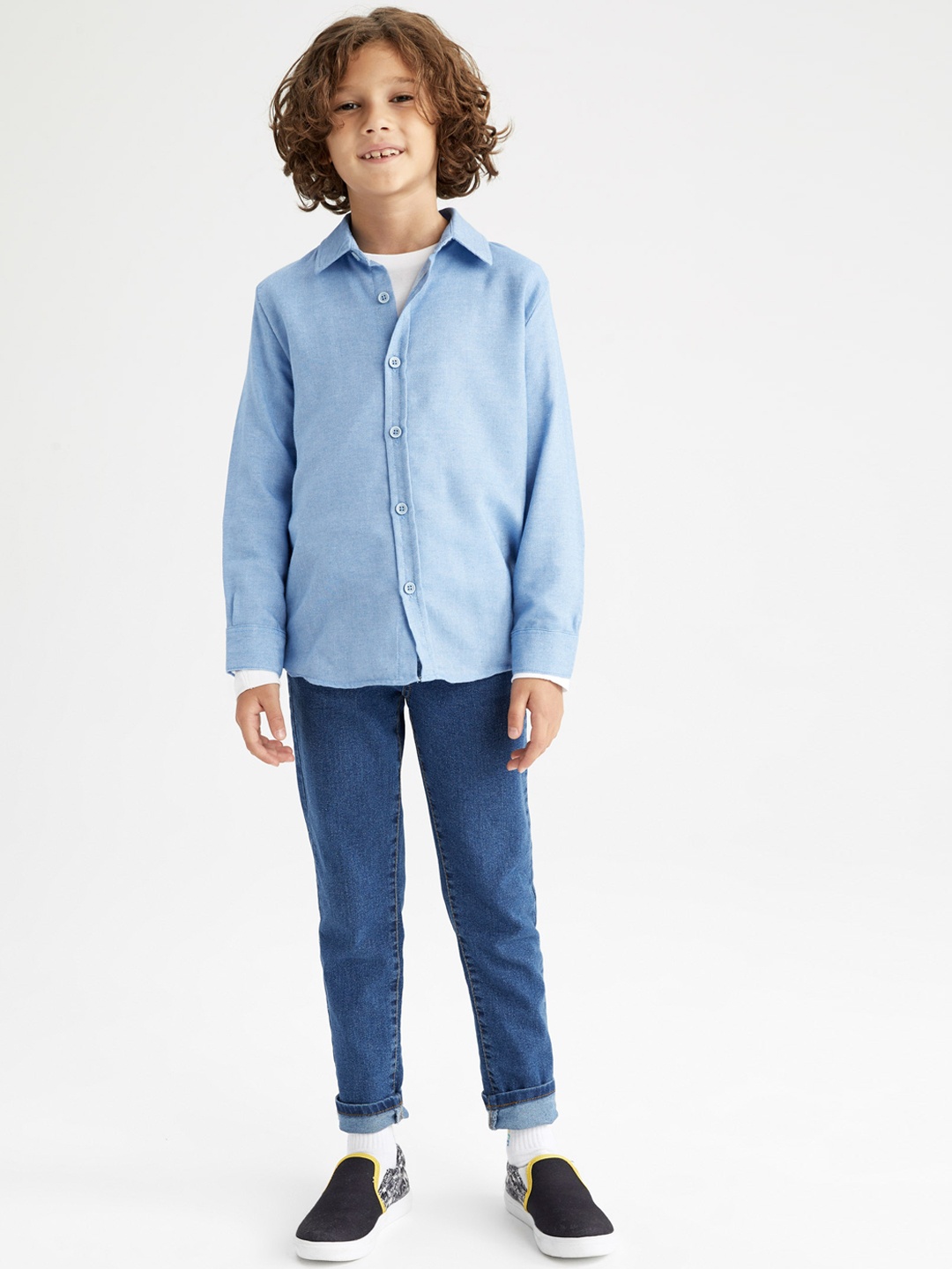 

DeFacto Boys Mid-Rise Regular Fit Jeans, Blue