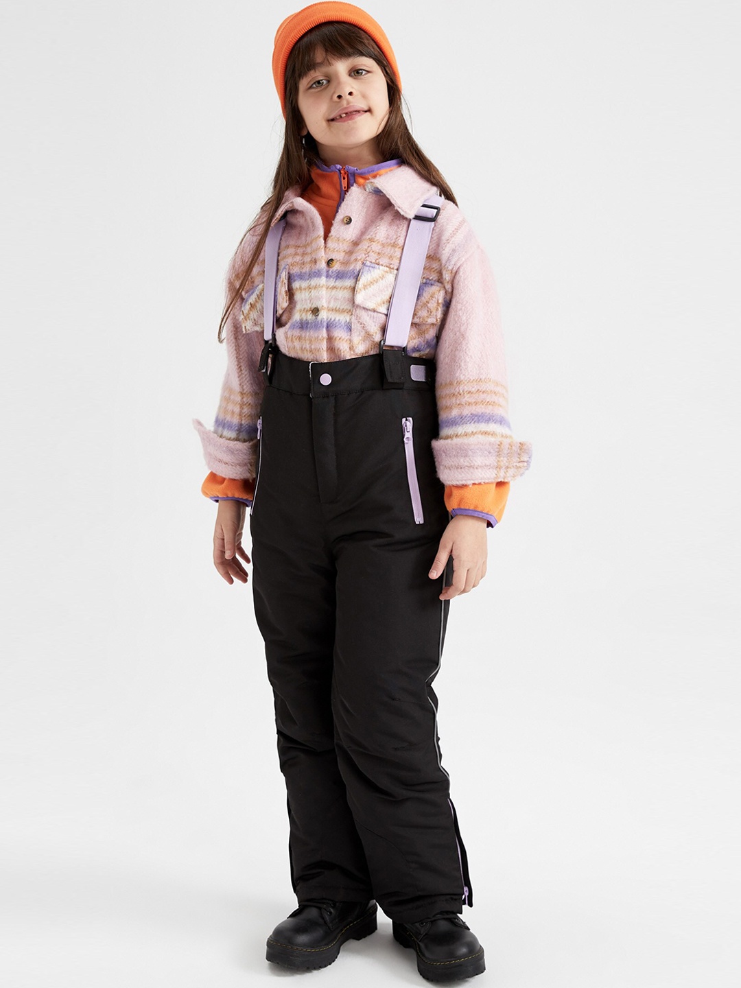 

DeFacto Girls Mid-Rise Regular Fit Trousers, Black