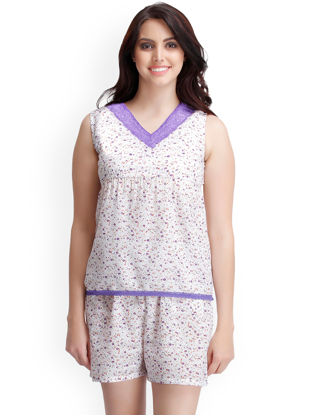

Clovia Off-White & Purple Printed Lounge Set LS0105R18XL
