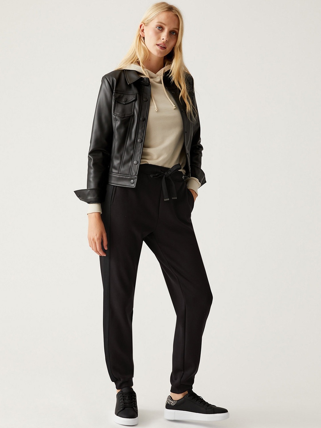

Marks & Spencer Women High-Rise Joggers, Black