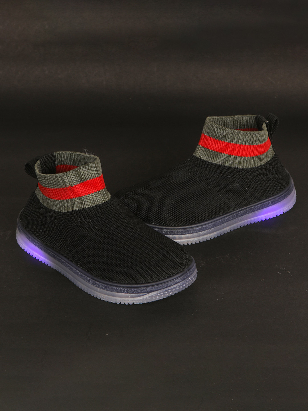 

FEETWELL SHOES Kids Woven Design LED Slip-On Sneakers, Black