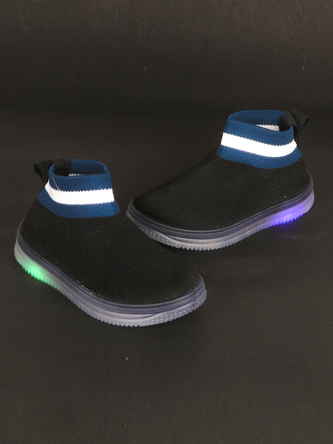 

FEETWELL SHOES Kids Woven Design LED Slip-On Sneakers, Black