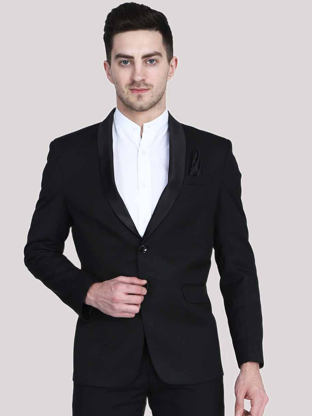 

TAHVO Men Slim Fit Single-Breasted Blazer, Black
