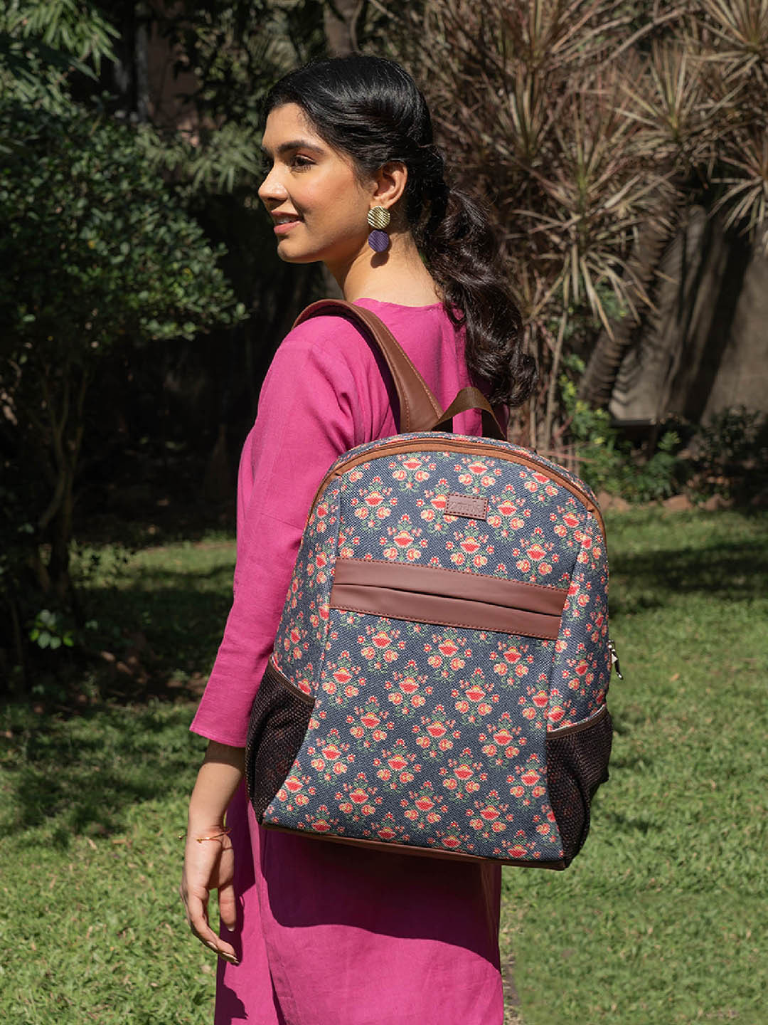 

ZOUK Women Medium Size Backpack, Blue