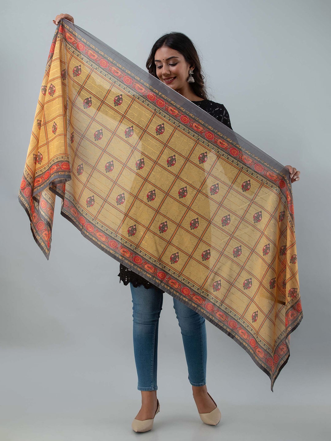

Nehamta Yellow & Orange Printed Art Silk Dupatta