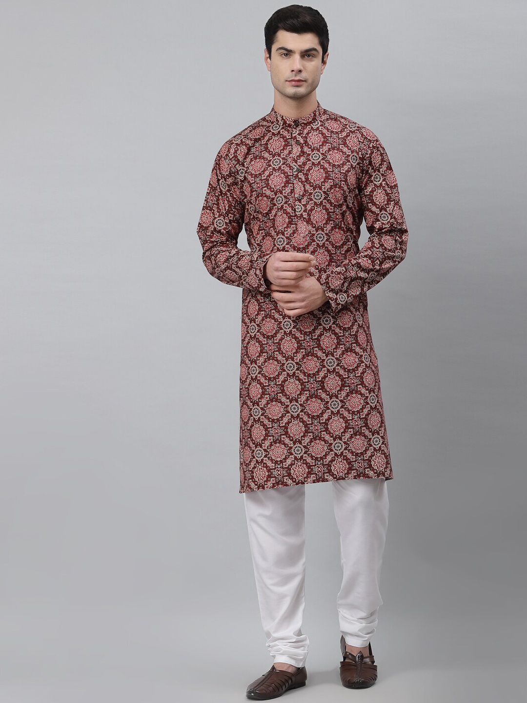 

NEUDIS Men Ethnic Motifs Printed Indie Prints Kurta, Maroon
