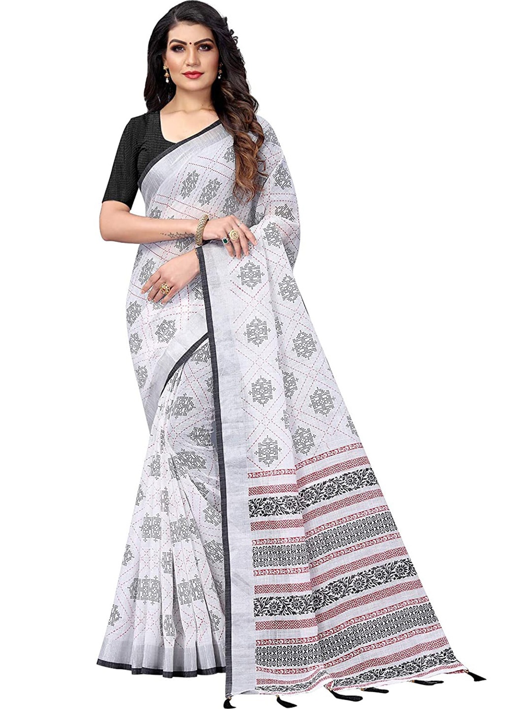 

Leeza Store Ethnic Motifs Printed Saree, White