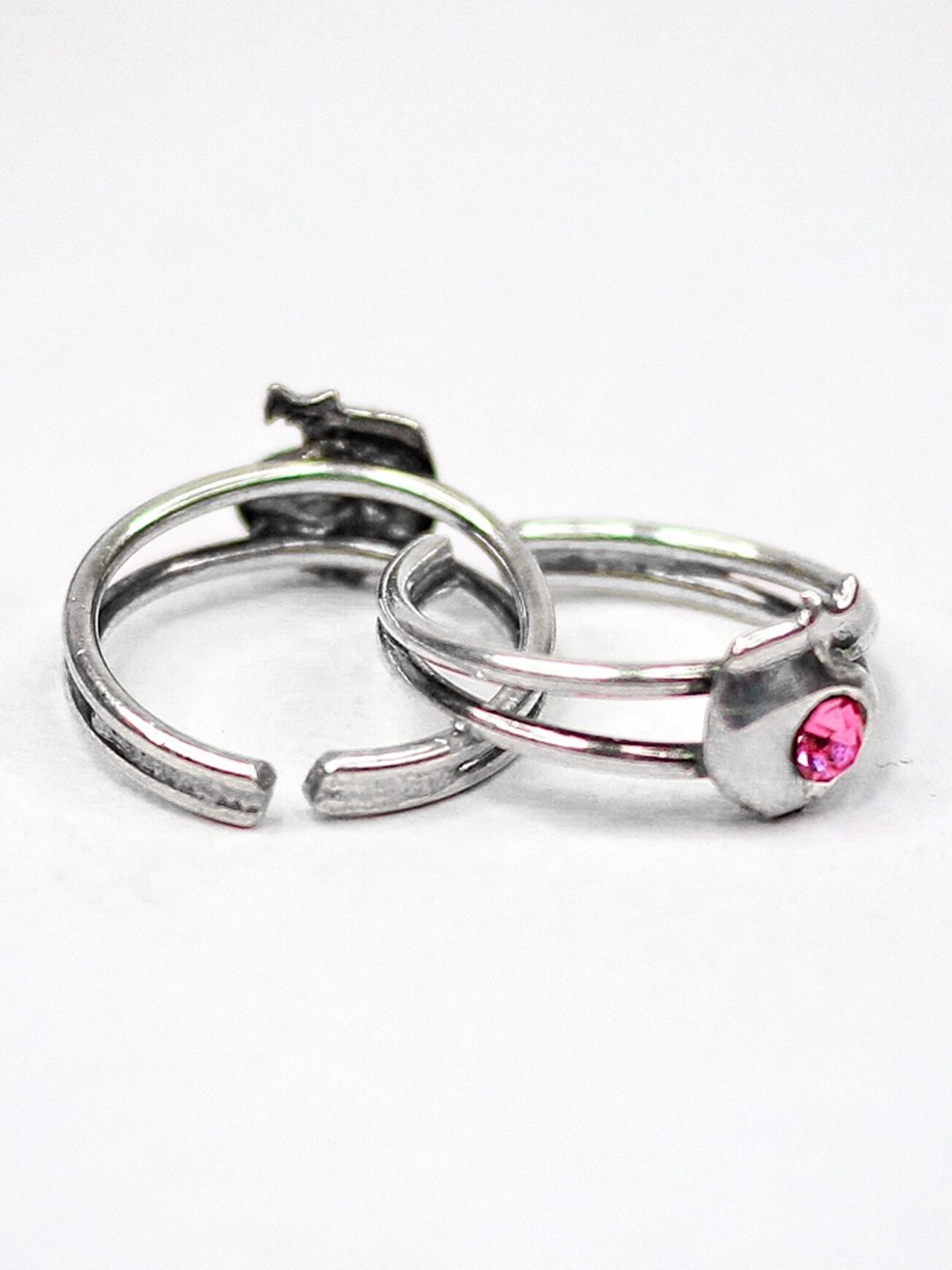 

Arte Jewels Set Of 2 925 Silver Adjustable Studded Toe Rings