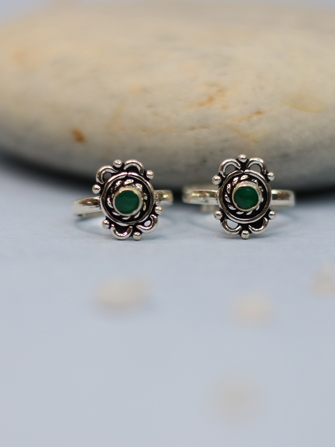 

Arte Jewels Set of 2 925 Silver Stone studded Adjustable Toe Rings