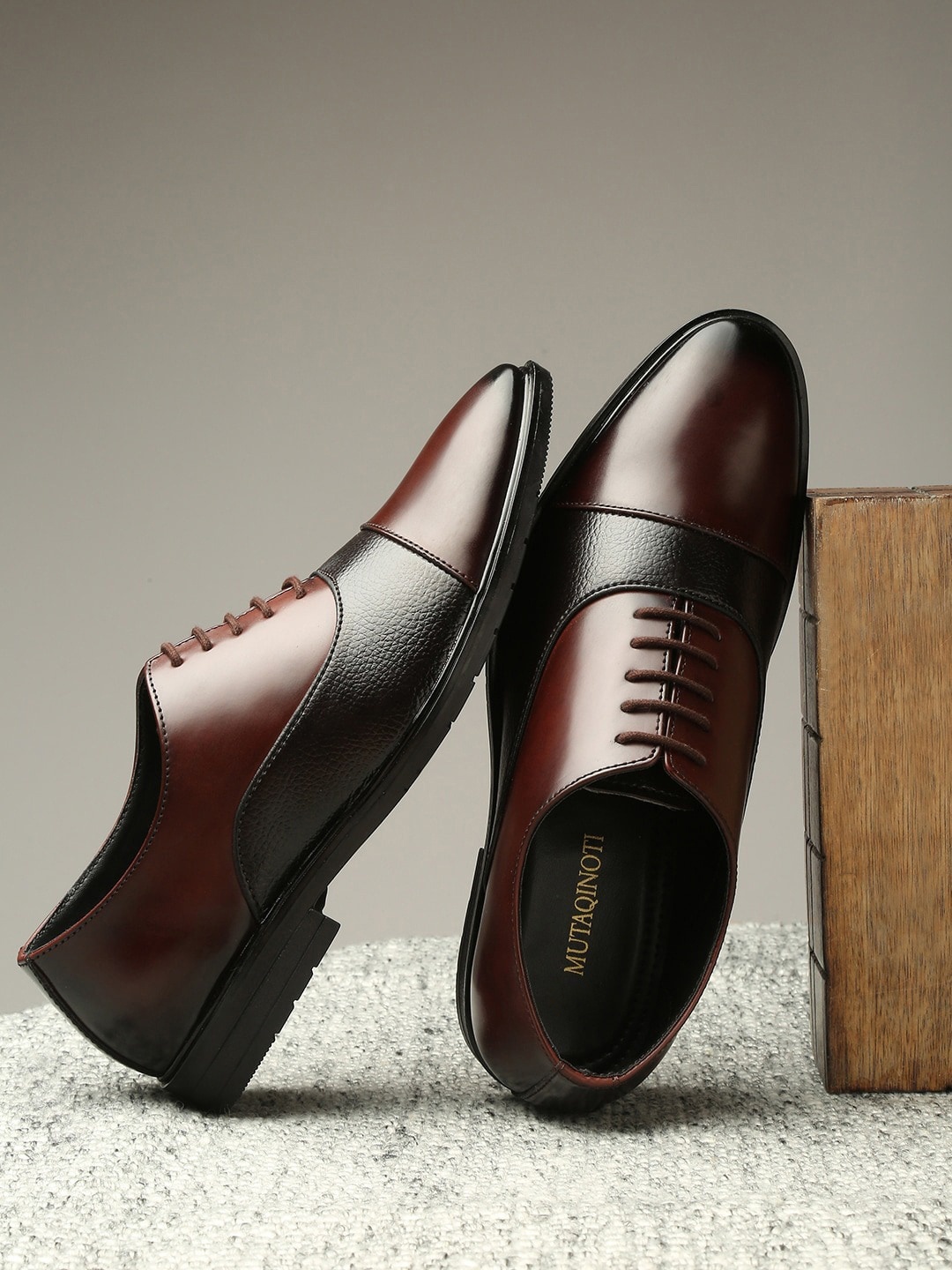 

MUTAQINOTI Men Textured Leather Formal Oxfords, Maroon