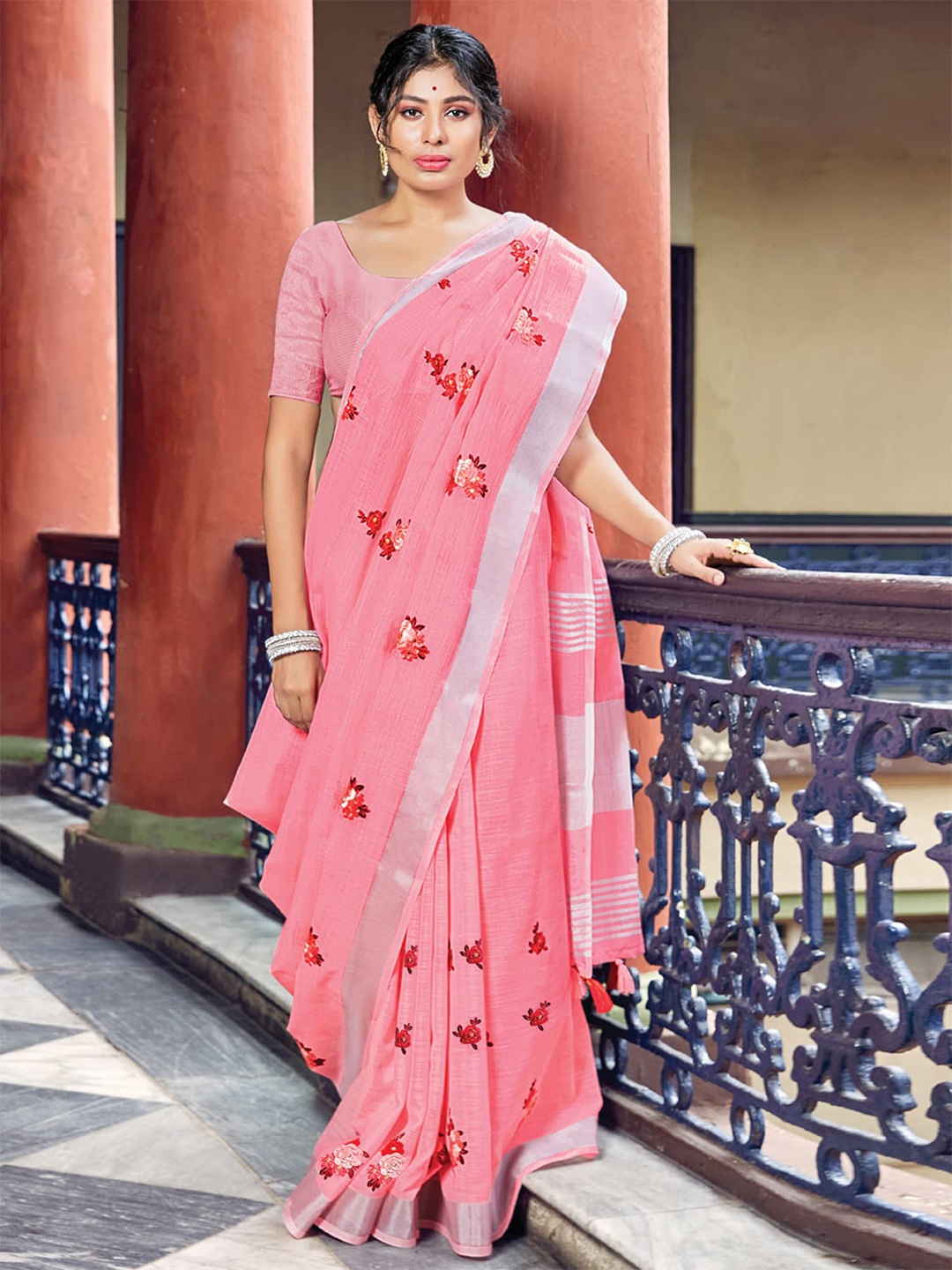 

Exclusiva Floral Printed Zari Pure Linen Saree, Pink