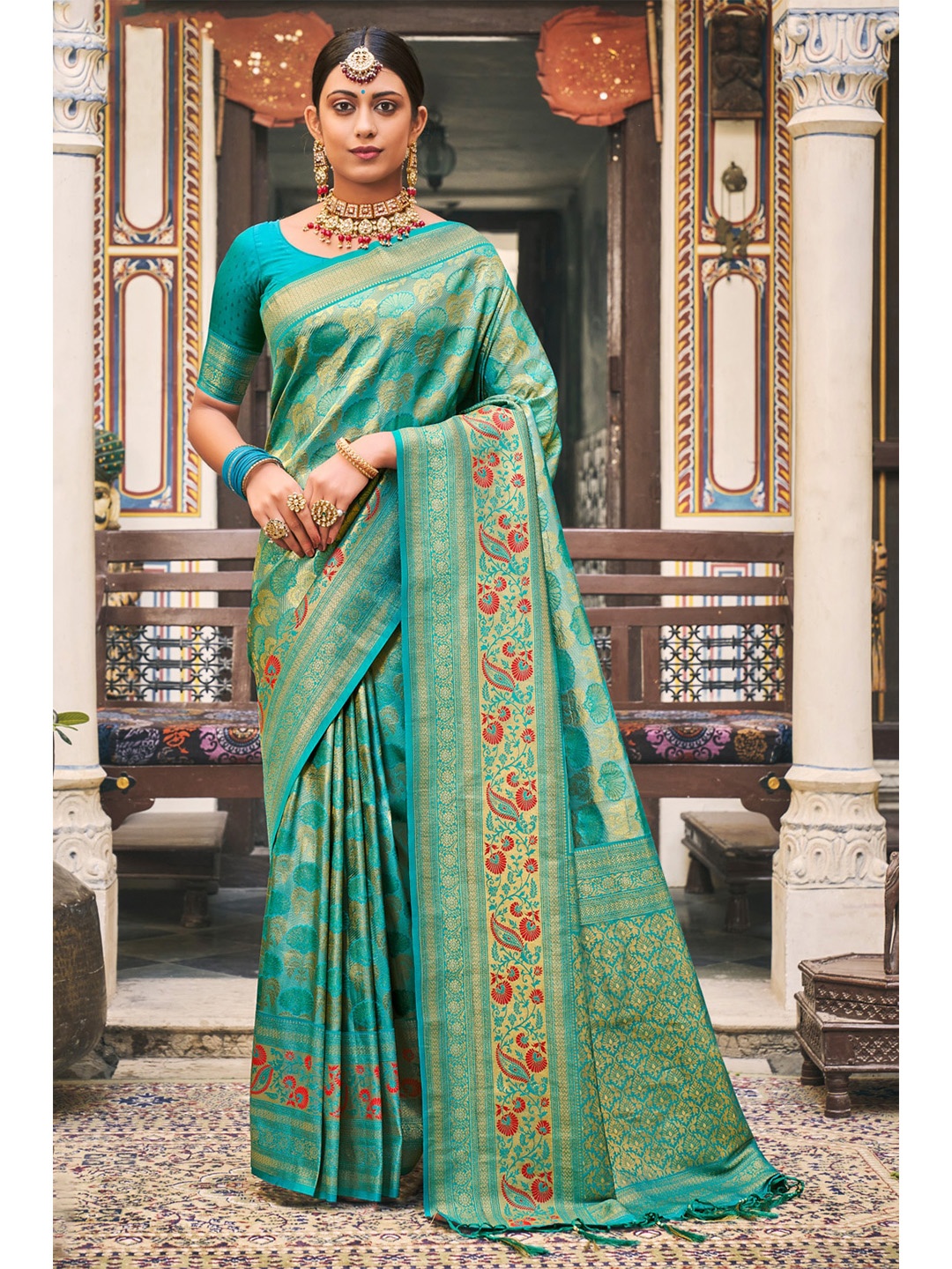 

Exclusiva Woven Design Zari Banarasi Saree, Turquoise blue
