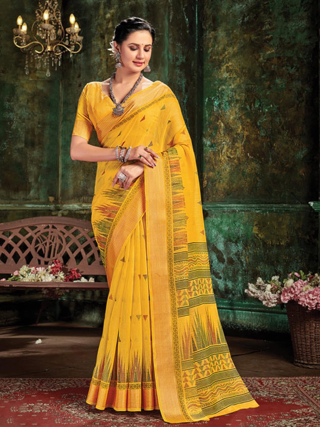 

Exclusiva Woven Design Pure Cotton Saree, Yellow